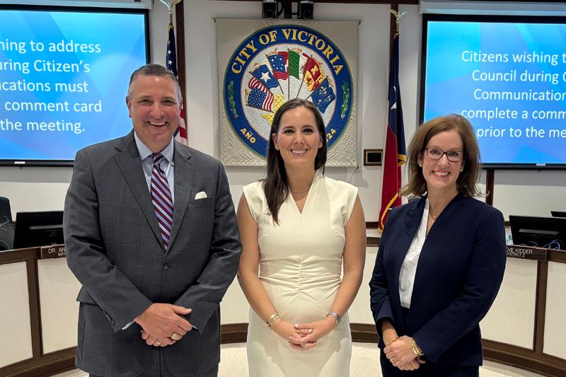 Mayor Duane Crocker, Associate Municipal Court Judge Teresa Easley and Judge Vanessa Heinold
